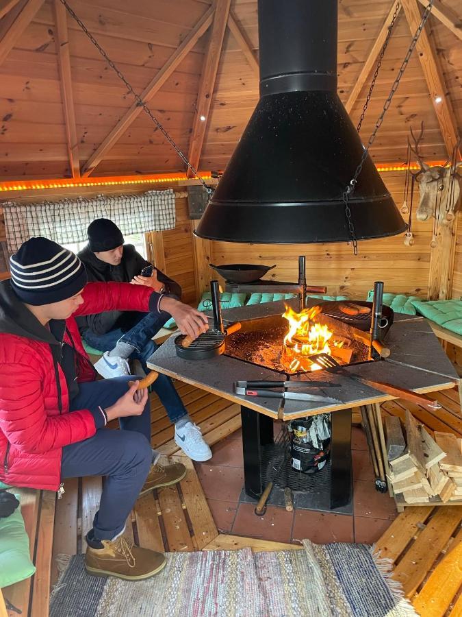 Siltakylä Vaenvik Pyhtaeaeヴィラ エクステリア 写真
