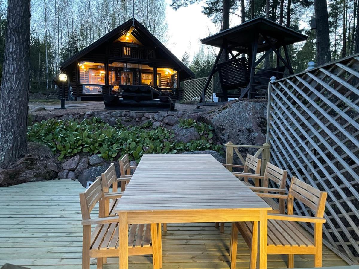 Siltakylä Vaenvik Pyhtaeaeヴィラ エクステリア 写真